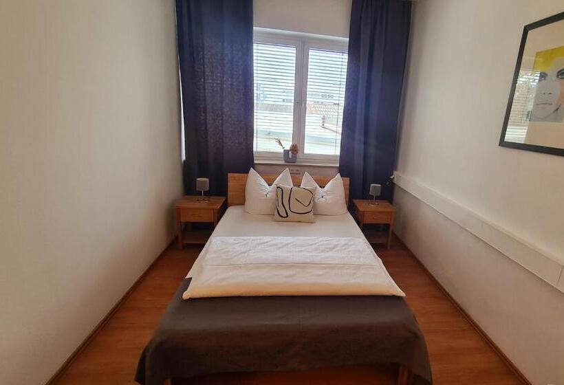 غرفة قياسية ثلاثية حمام مشترك, Horn Gästehaus