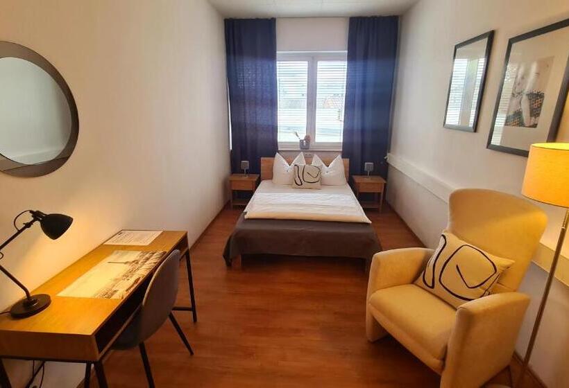 غرفة قياسية ثلاثية حمام مشترك, Horn Gästehaus