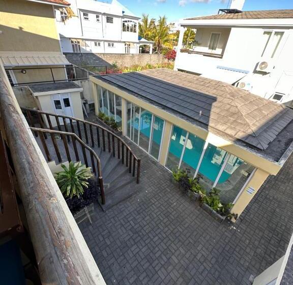 디럭스 스튜디오, Sacha Tourist Residence 1