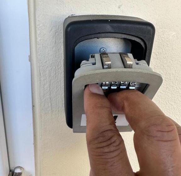 디럭스 스튜디오, Sacha Tourist Residence 1