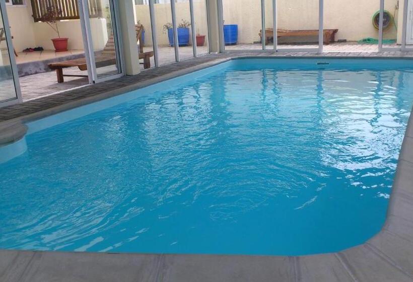 استودیو استاندارد با تراس, Sacha Tourist Residence 1
