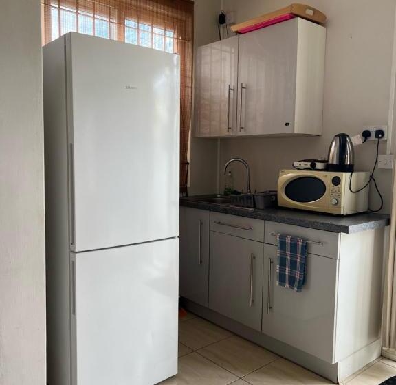 디럭스 스튜디오, Sacha Tourist Residence 1