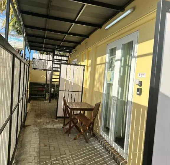 استودیوی لوکس, Sacha Tourist Residence 1