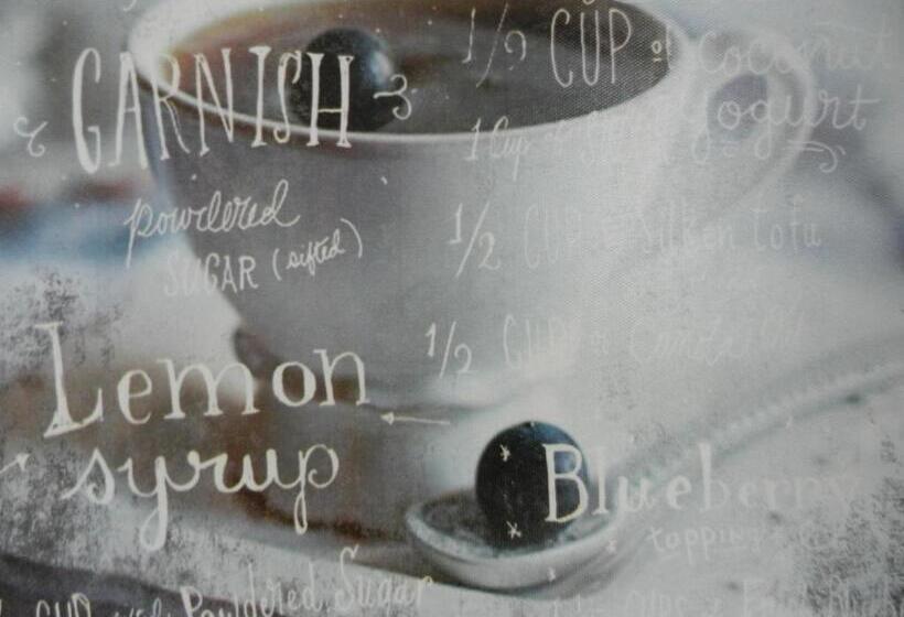 Номер Deluxe, Juliette S