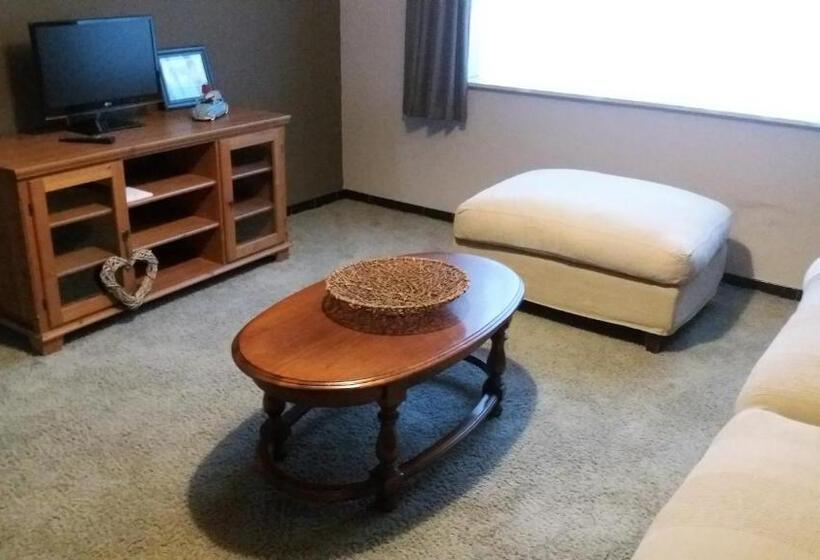 Люкс 2 Спальни, Juliette S