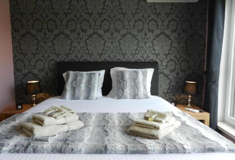 Номер Стандарт, Juliette S