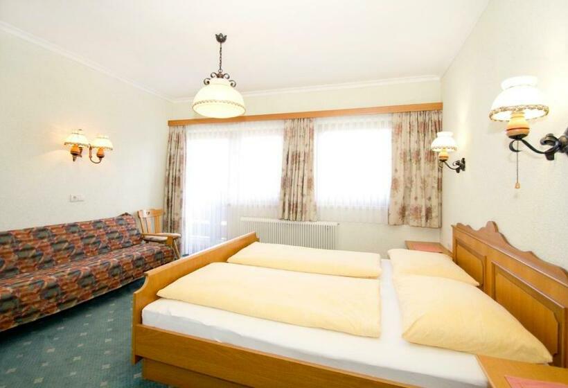 スタンダードルーム, Garni Hochwurzen