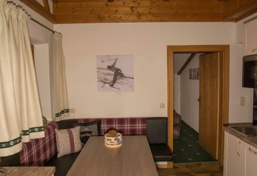 バルコニー付き１ベッドルームアパートメント, Landhaus Alpenjuwel