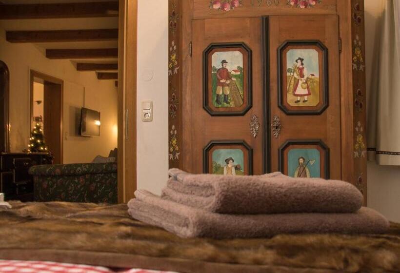 דירת חדר בקומת קרקע, Landhaus Alpenjuwel