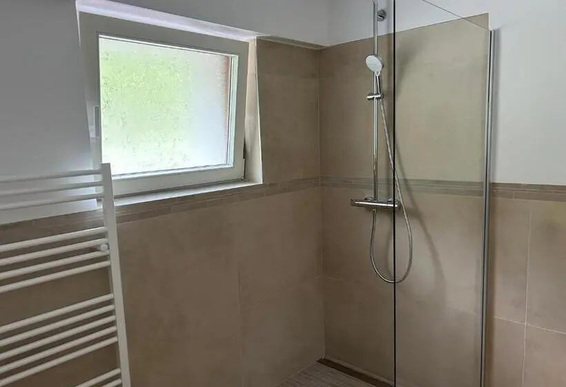 ２ベッドルームアパートメント, Appartements Winkler