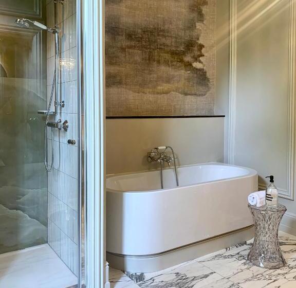 סוויטה, Boutique Hotel Villa Trompenberg