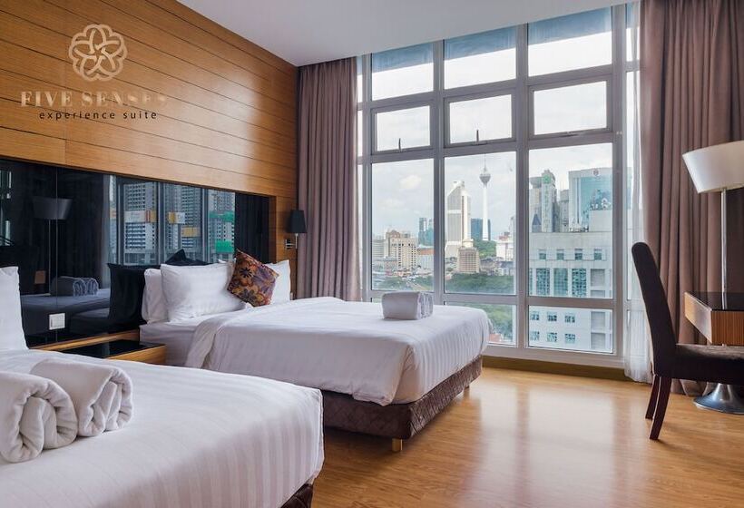 스탠다드 스튜디오, Dua Sentral Kuala Lumpur, Roam