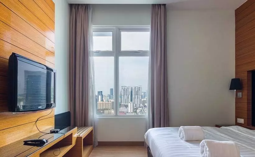 استودیوی استاندارد, Dua Sentral Kuala Lumpur, Roam