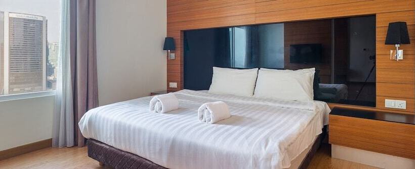 스탠다드 스튜디오, Dua Sentral Kuala Lumpur, Roam