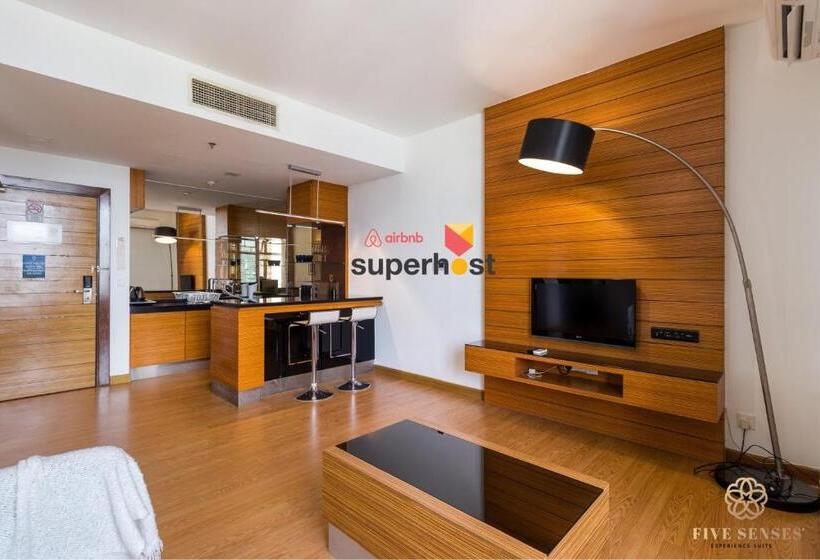 스위트, Dua Sentral Kuala Lumpur, Roam