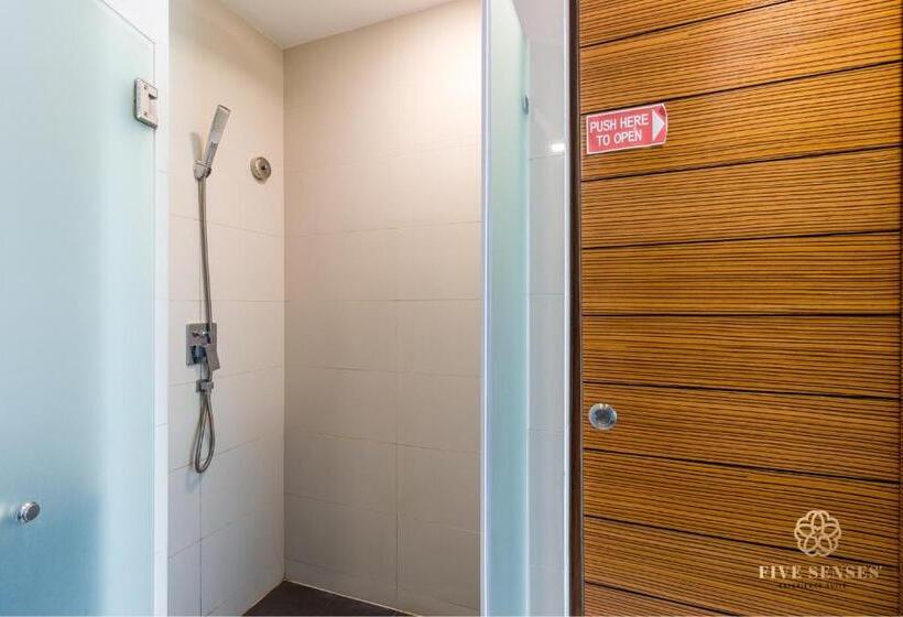 스위트 킹사이즈 침대, Dua Sentral Kuala Lumpur, Roam