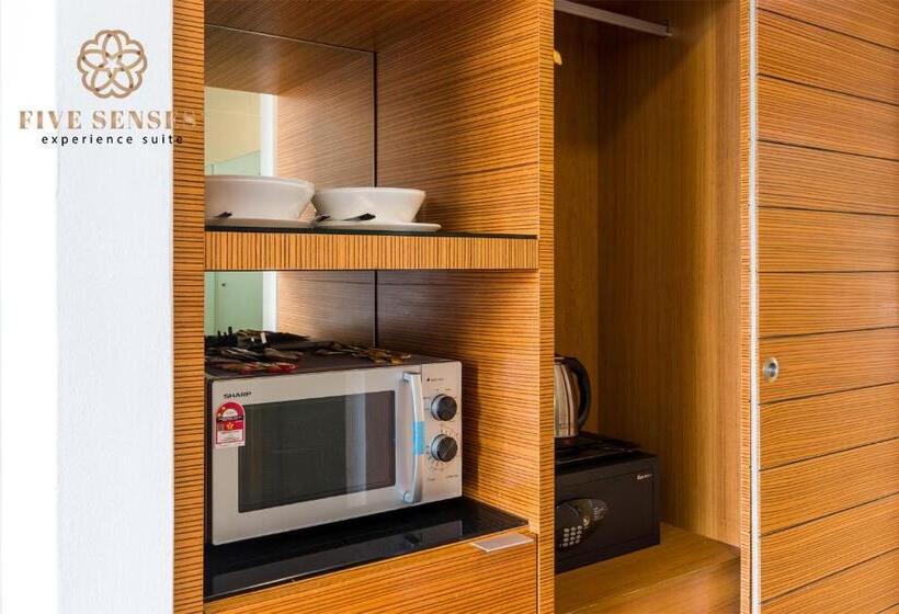 디럭스 룸, Dua Sentral Kuala Lumpur, Roam