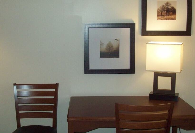 غرفه قياسيه سريرين مزدوجين, Americinn By Wyndham Silver City