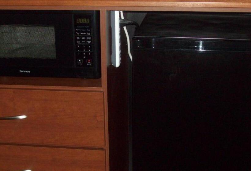 غرفه قياسيه سريرين مزدوجين, Americinn By Wyndham Silver City