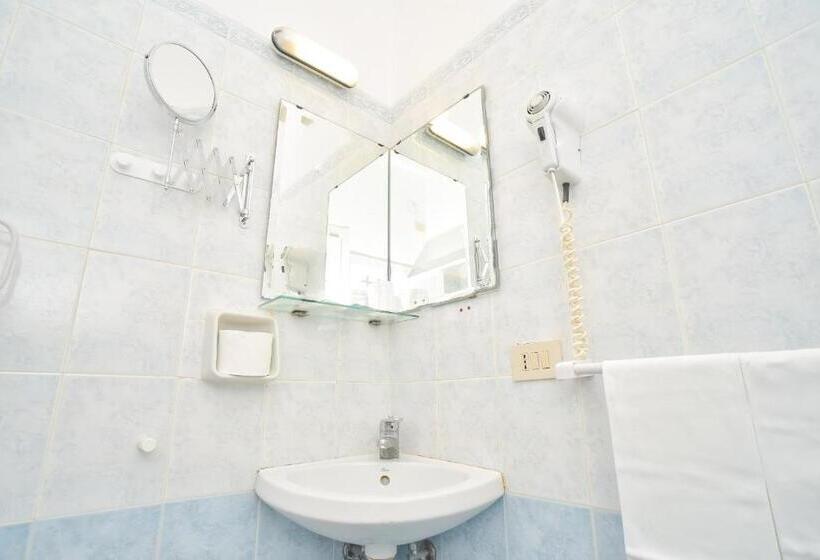 חדר אקונומי, Charme Hotel La Villa Tina