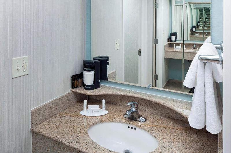 海景标准间带阳台, Courtyard Virginia Beach Oceanfront/north 37th Street