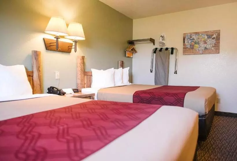 身障者適用スタンダードルーム, Econo Lodge, Downtown Custer Near Custer State Park And Mt Rushmore