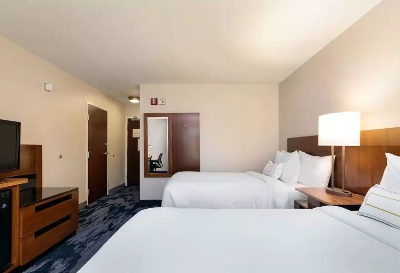 ２ダブルベッドのスタンダードルーム, Fairfield Inn & Suites Savannah Airport