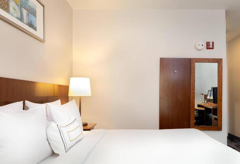 스탠다드 룸 킹사이즈 침대, Fairfield Inn & Suites Savannah Airport