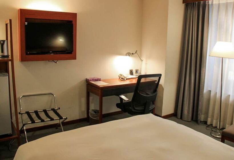 Standardrum, Guide Hotel Hsinchu Zhongyang