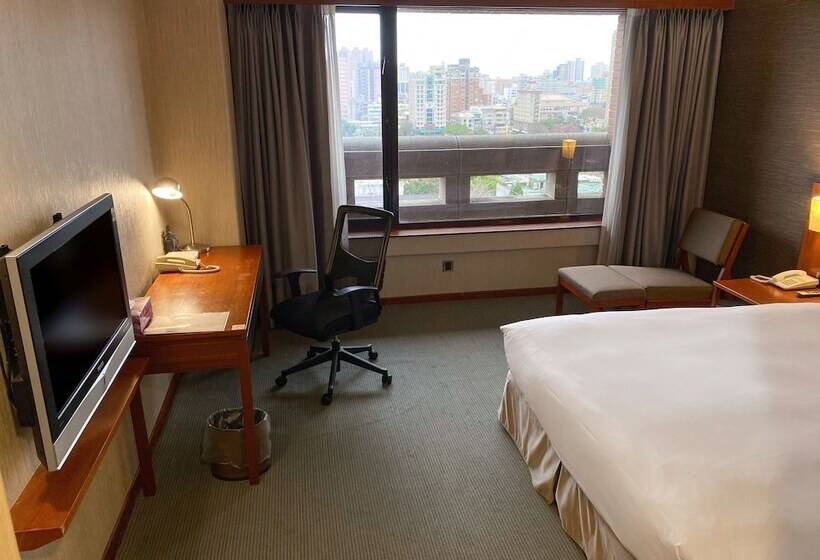 Standardrum, Guide Hotel Hsinchu Zhongyang