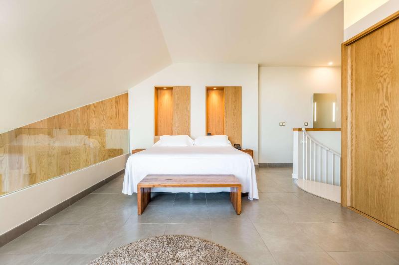 复式套房, Higueron Hotel Malaga, Curio Collection By Hilton