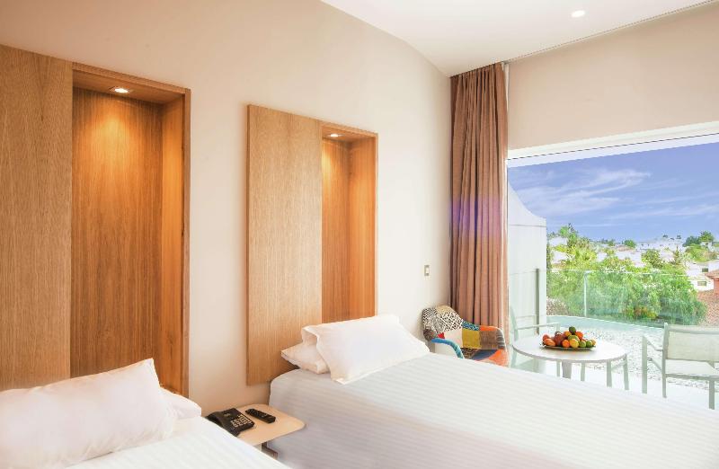 标准间, Higueron Hotel Malaga, Curio Collection By Hilton