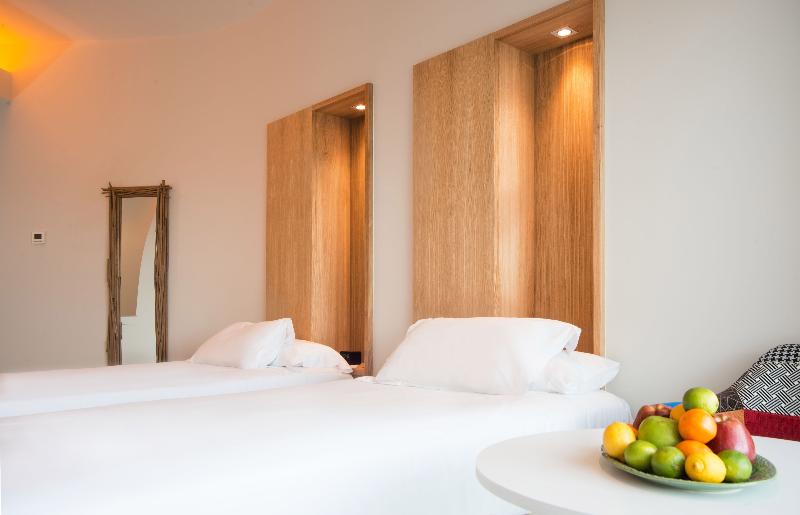 标准间, Higueron Hotel Malaga, Curio Collection By Hilton