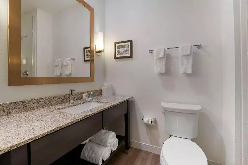 オーシャンビュースタンダードルーム, Higueron Hotel Malaga, Curio Collection By Hilton