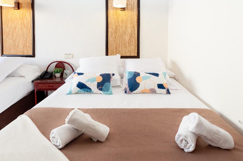 スタンダードルーム, Higueron Hotel Malaga, Curio Collection By Hilton