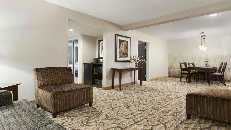 エクゼクティブスイート２ベッドルーム, Holiday Inn Hotel & Suites Gateway, An Ihg