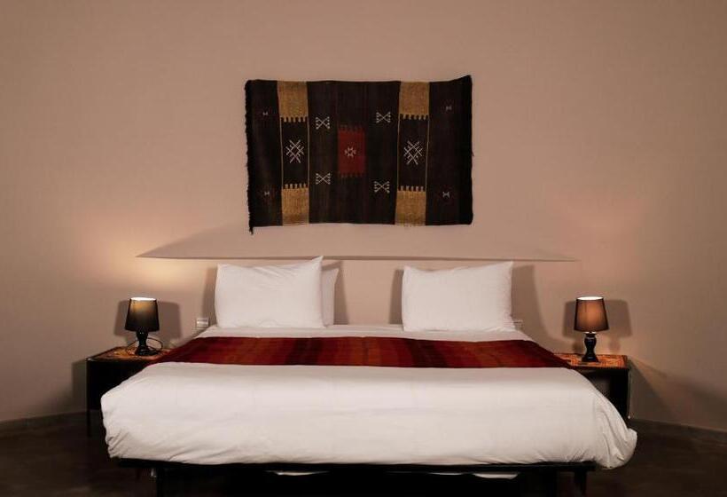 标准三人间, Villa Agapanthe