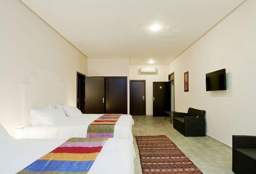 اتاق استاندارد چهار تخته, Villa Agapanthe