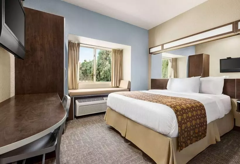 デラックスルーム, Microtel Inn & Suites By Wyndham Woodstock/atlanta North