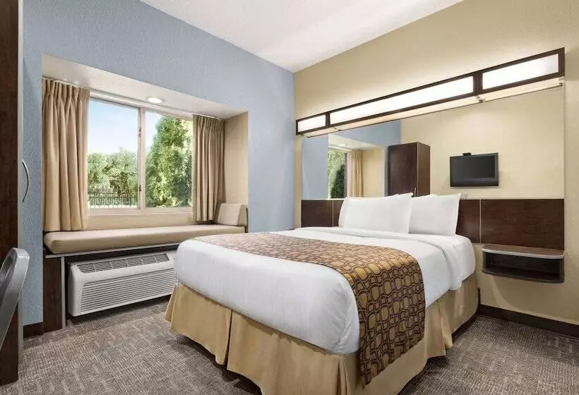 身障者適用スイートルーム, Microtel Inn & Suites By Wyndham Woodstock/atlanta North