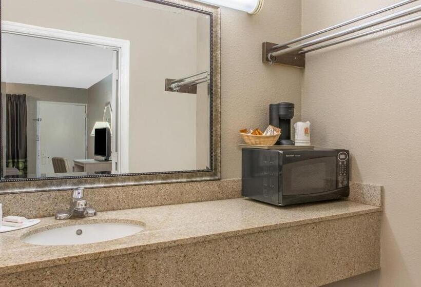 غرفة قياسية سرير كينج, Super 8 By Wyndham Antioch/nashville South East