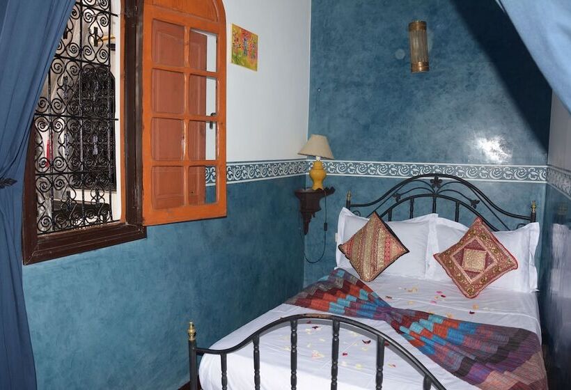 اتاق اکونومی, Riad Assalam