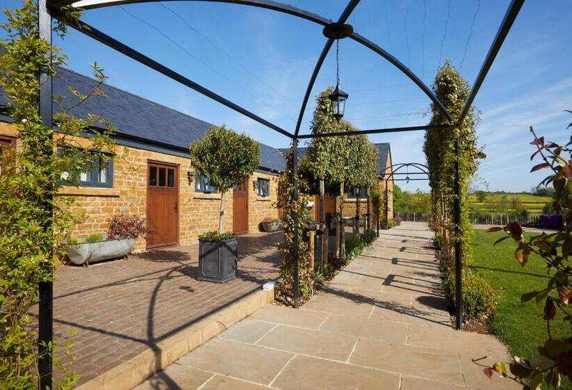 غرفة قياسية لذوى الاحتياجات الخاصة, The George Inn