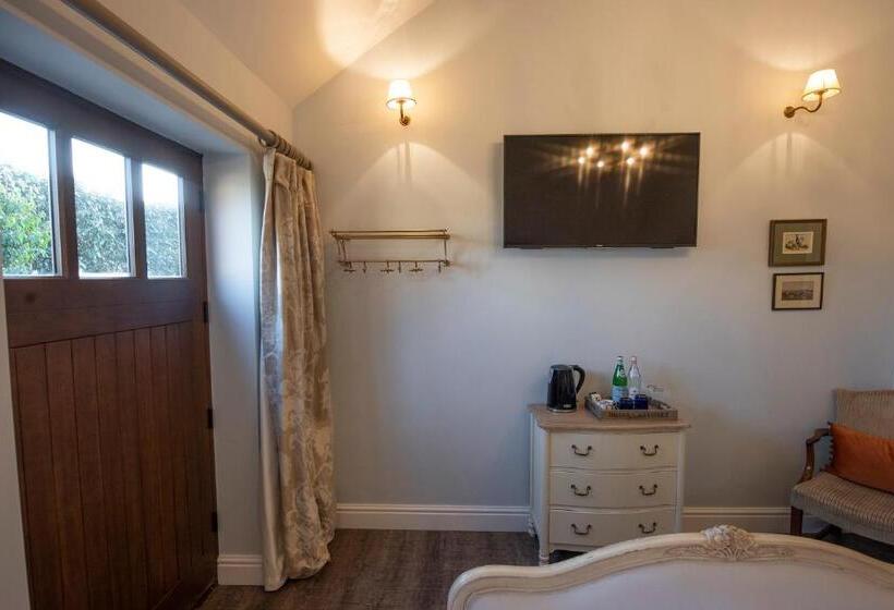 غرفة ديلوكس, The George Inn