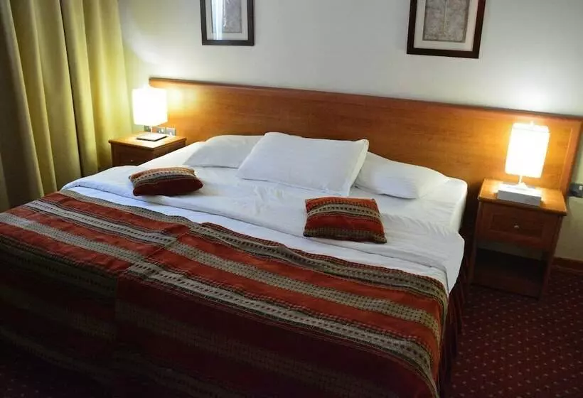 سوییت اجرایی, Amerie Suites Hotel