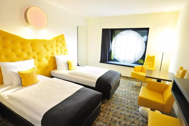 Superior-huone, Arcotel Onyx Hamburg