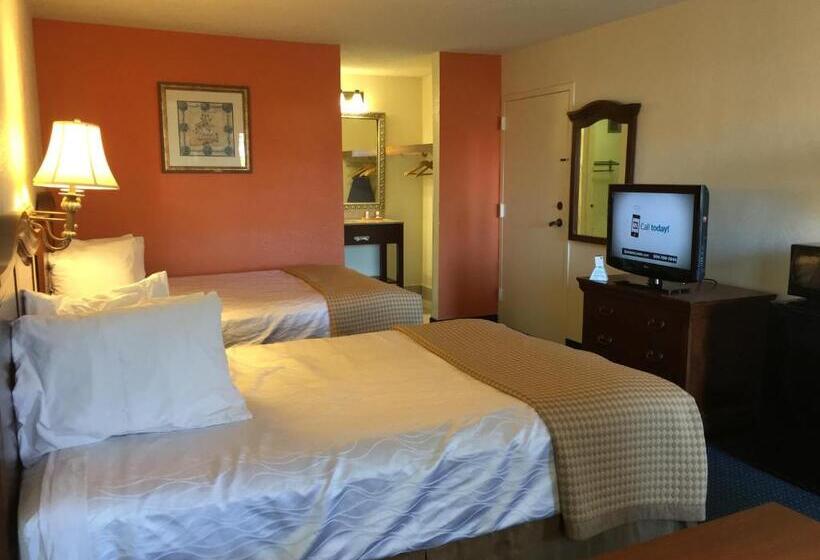 غرفه قياسيه سريرين مزدوجين, Baymont By Wyndham Rocky Mount I95