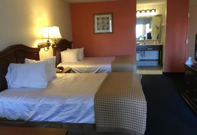 غرفه قياسيه سريرين مزدوجين, Baymont By Wyndham Rocky Mount I95