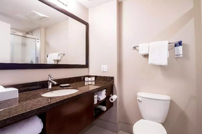 キングサイズベッドのスイートルーム, Best Western Plus Revelstoke