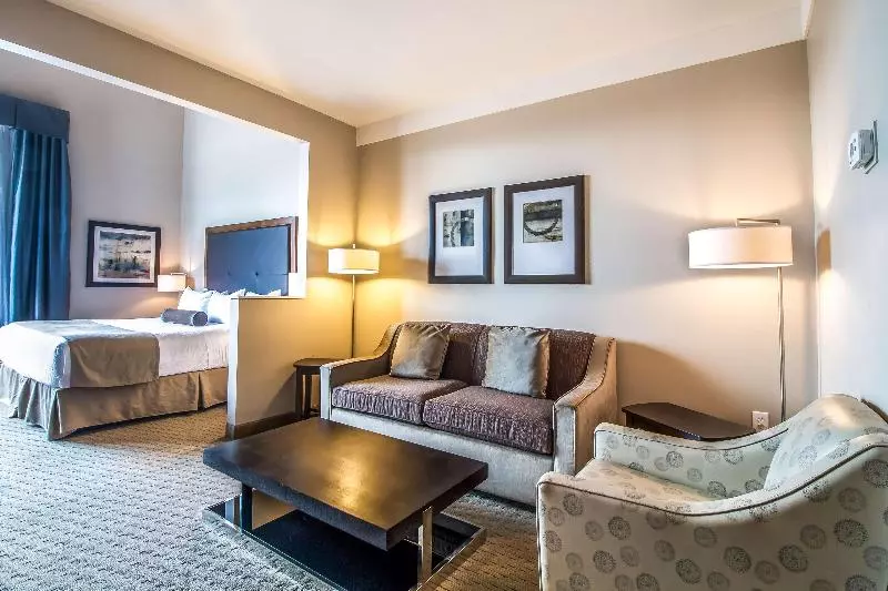 キングサイズベッドのスイートルーム, Best Western Plus Revelstoke